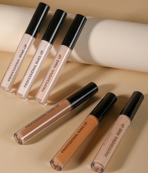 Жидкий консилер MAXFINE Professional Make-up Concealer Stick Waterproof full-coverage с аппликатором 2мл тон03 0406010 фото