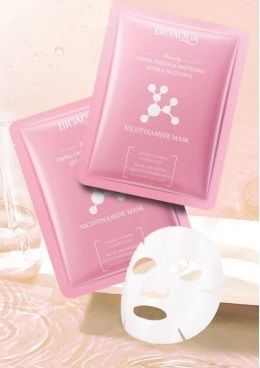 Омолоджуюча маска з ніацинамідом та вітамінами BIOAQUA NICOTINAMIDE Dispel Freckle Whitening 25мл 0102044 фото